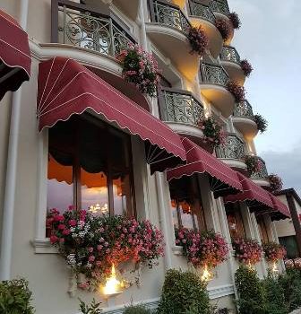 Un hotel de mai mare dragul, in Predeal